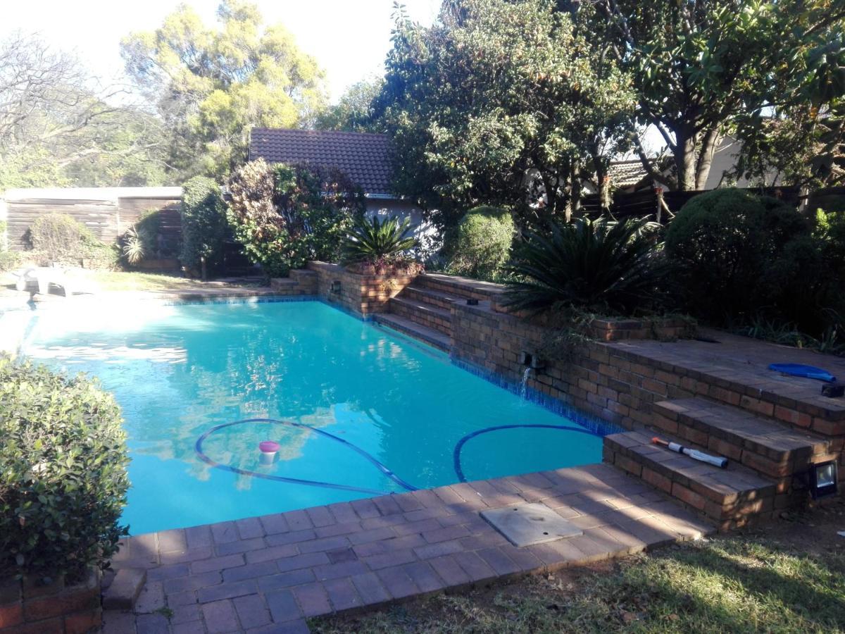 Fourways Guest Lodge Johannesburg Dış mekan fotoğraf