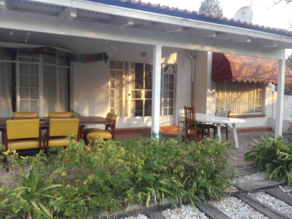 Fourways Guest Lodge Johannesburg Dış mekan fotoğraf