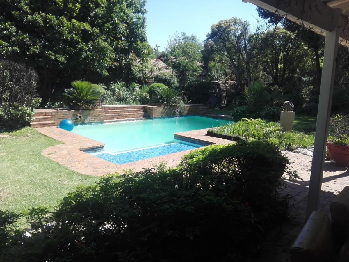 Fourways Guest Lodge Johannesburg Dış mekan fotoğraf