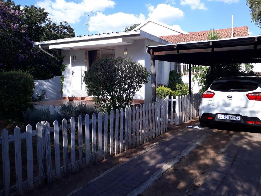 Fourways Guest Lodge Johannesburg Dış mekan fotoğraf